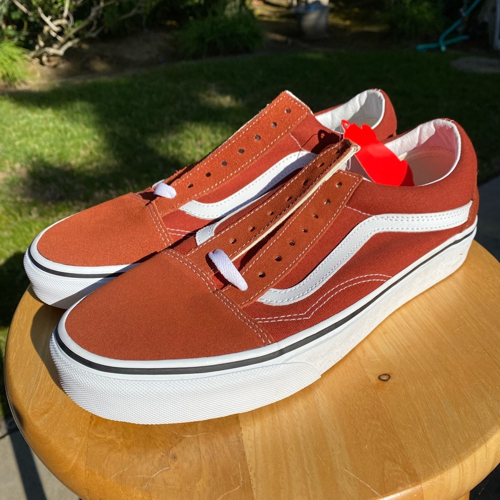 vans - Picture 2 of 4